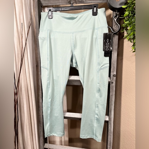 fluorescent pink leggings